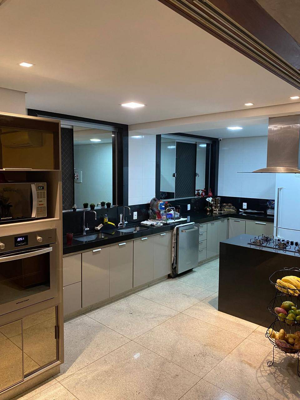 Cobertura à venda com 4 quartos, 311m² - Foto 2