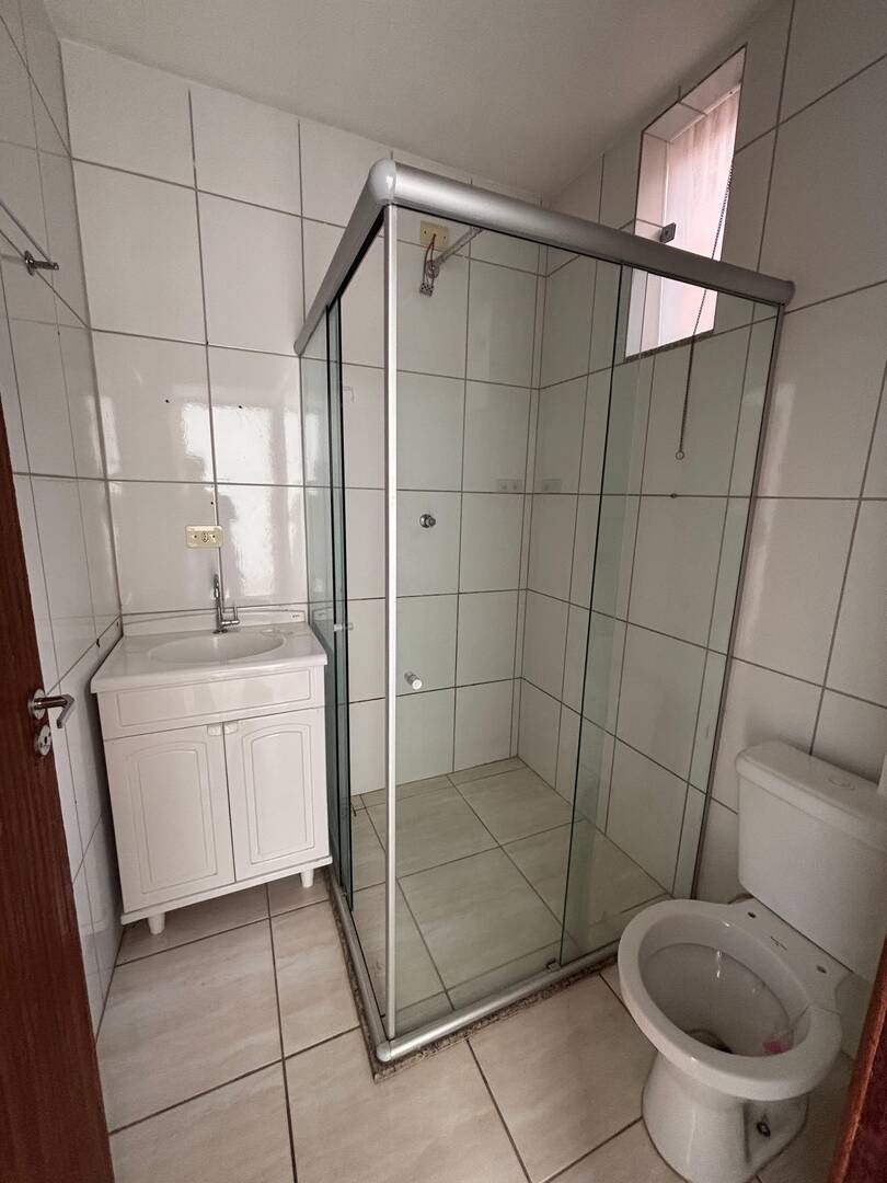 Apartamento para alugar com 2 quartos, 75m² - Foto 4