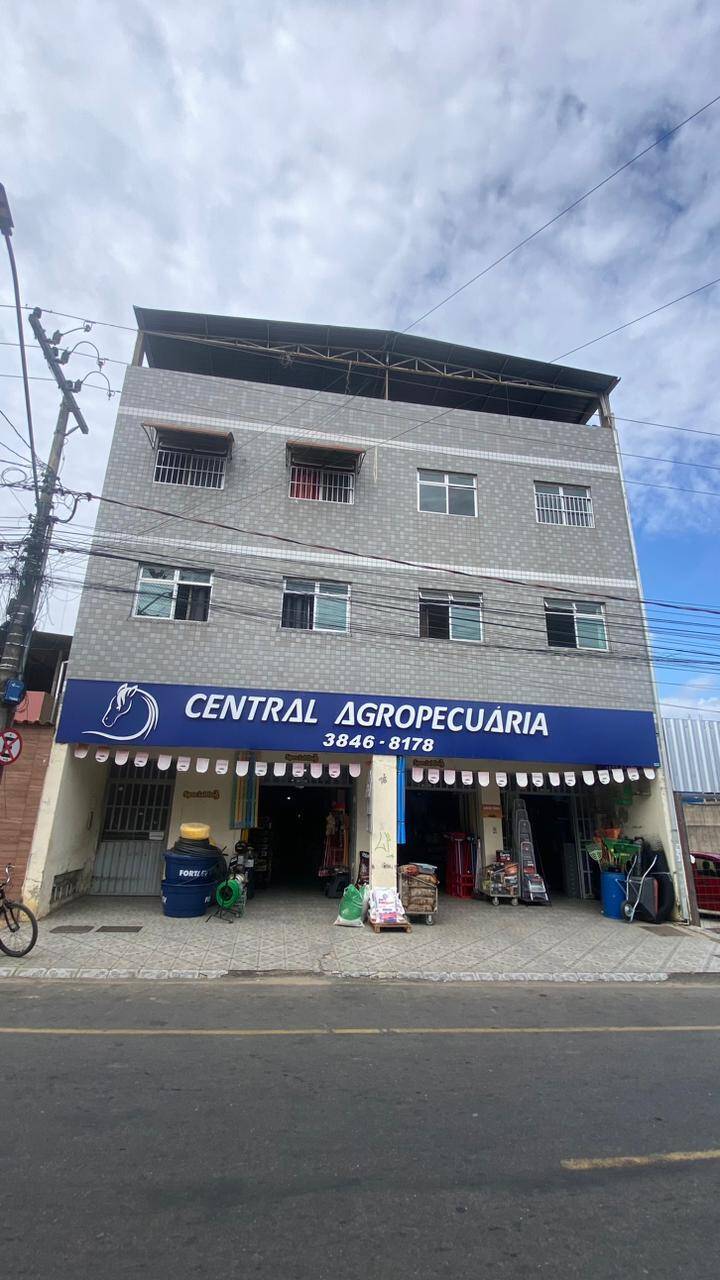 Ap para locação no Santa Cruz, ótima localização, na avenida principal.