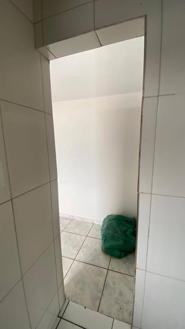 Apartamento para alugar com 2 quartos, 360m² - Foto 10