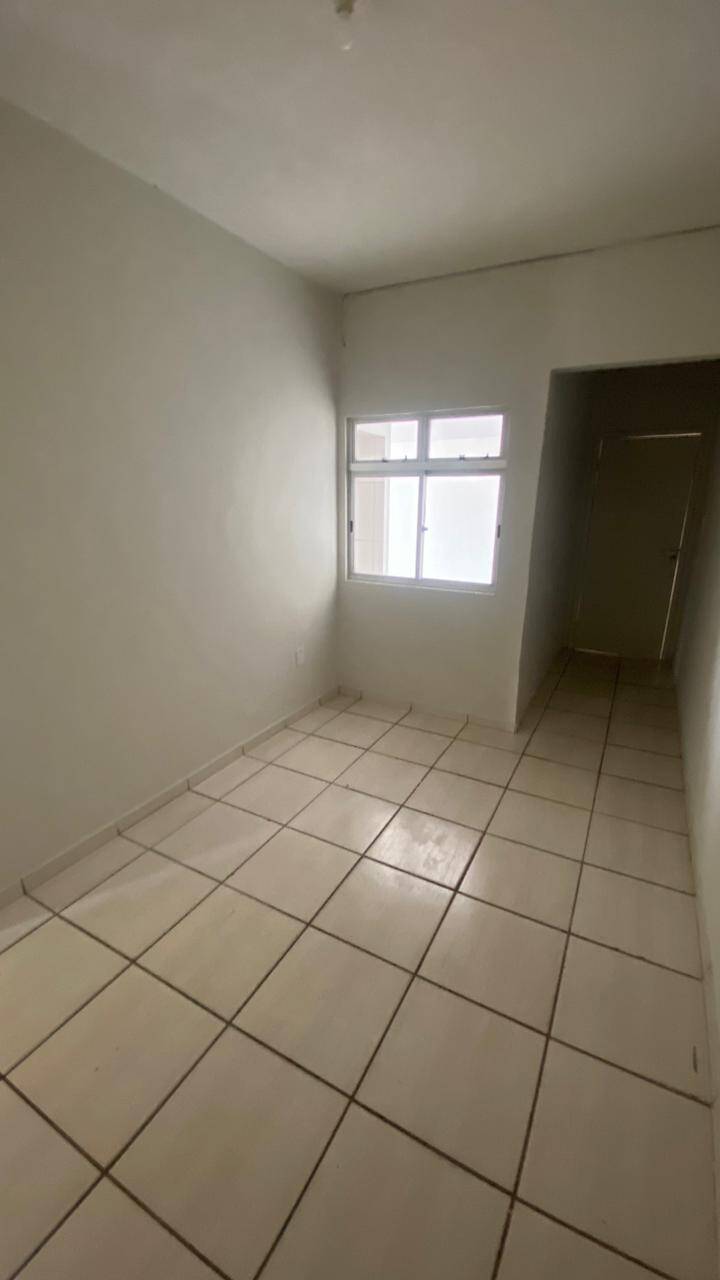 Apartamento para alugar com 2 quartos, 360m² - Foto 5