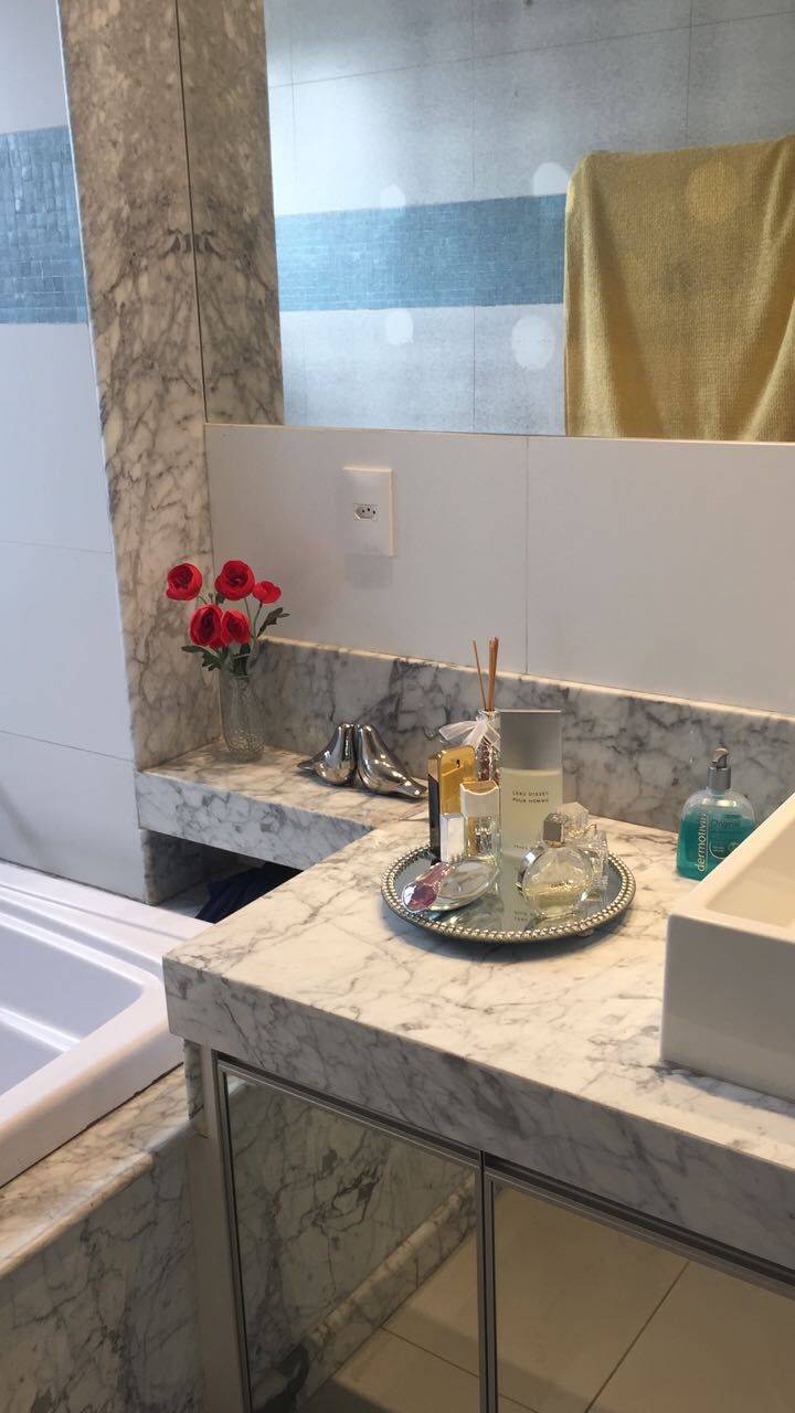 Apartamento à venda com 4 quartos, 180m² - Foto 3