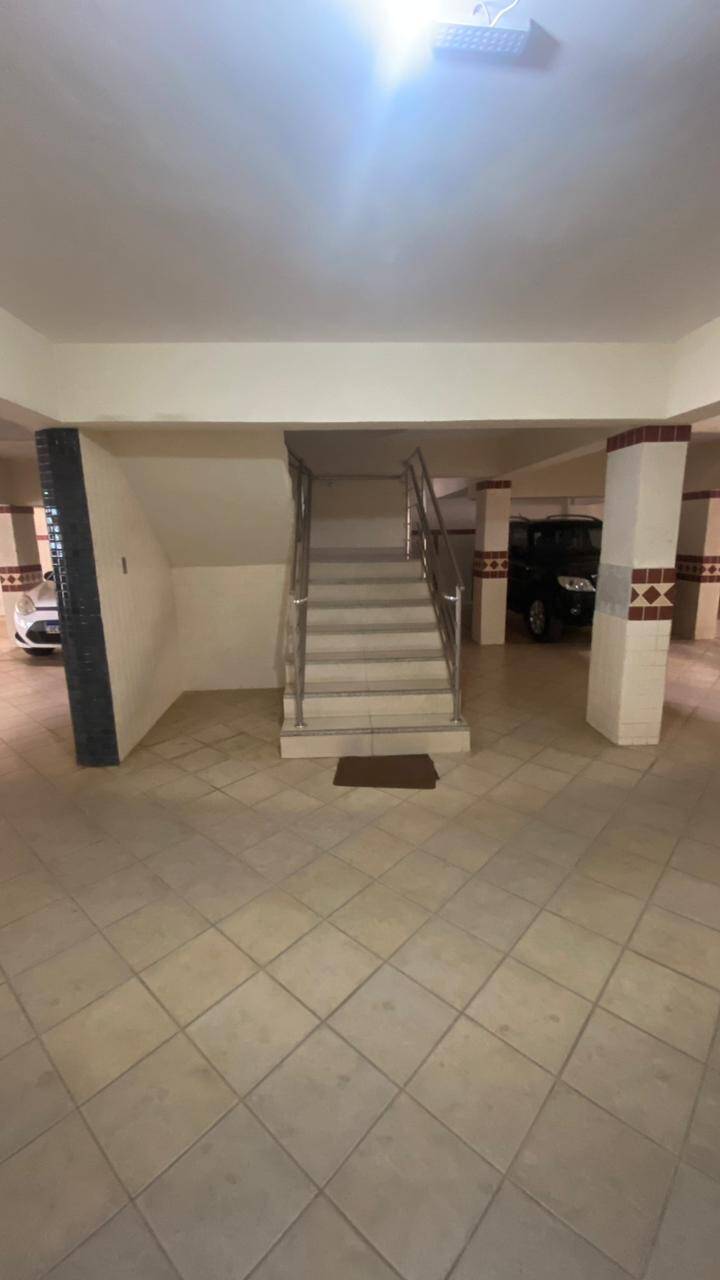 Apartamento para alugar com 3 quartos, 360m² - Foto 5