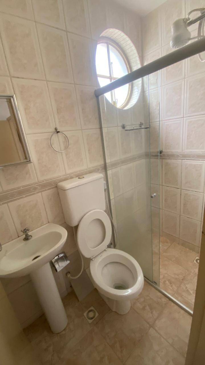 Apartamento para alugar com 3 quartos, 360m² - Foto 15