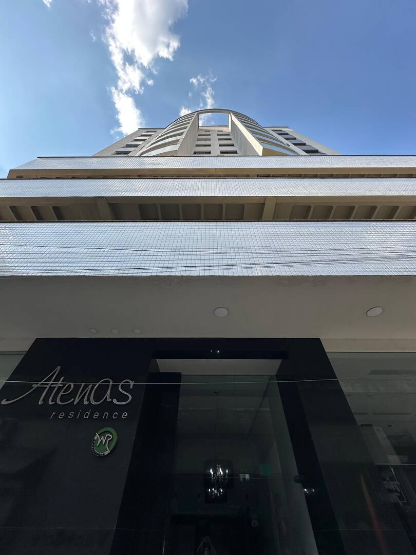 Apartamento à venda com 2 quartos, 73m² - Foto 1