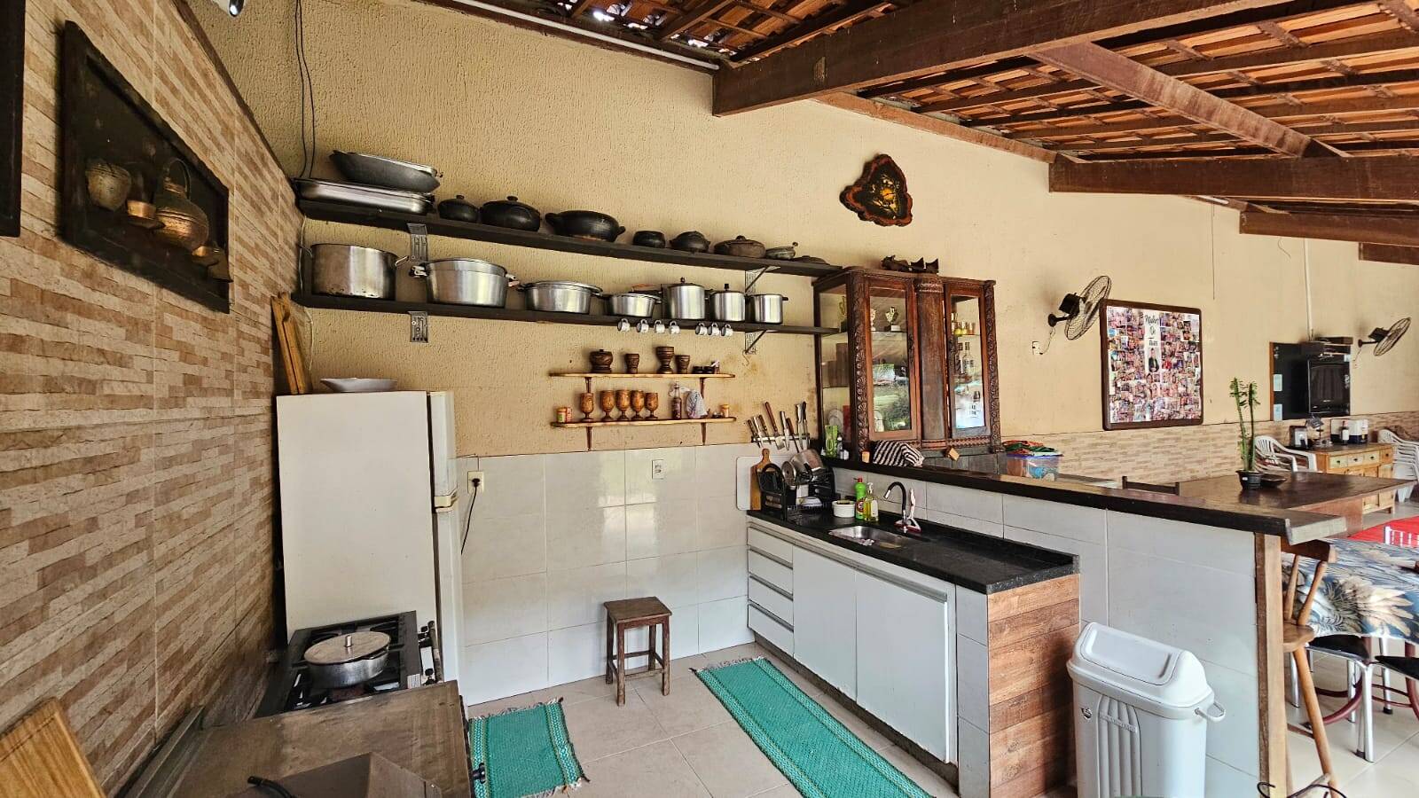 Casa à venda com 4 quartos, 224m² - Foto 14