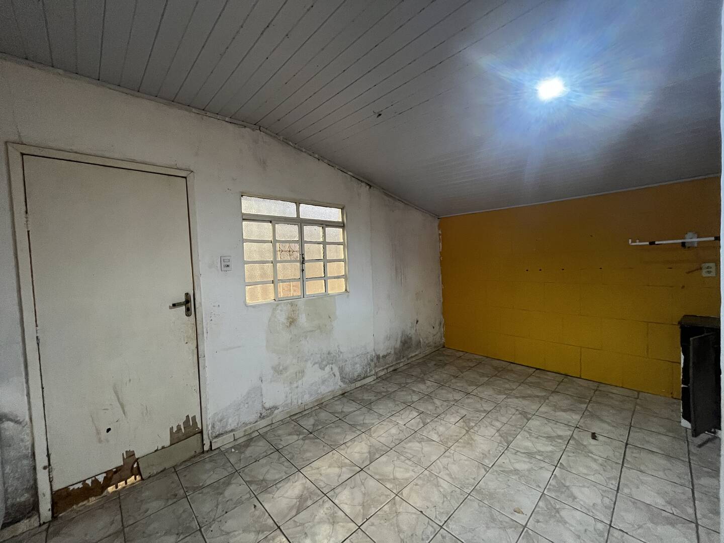 Casa à venda com 3 quartos, 390m² - Foto 2