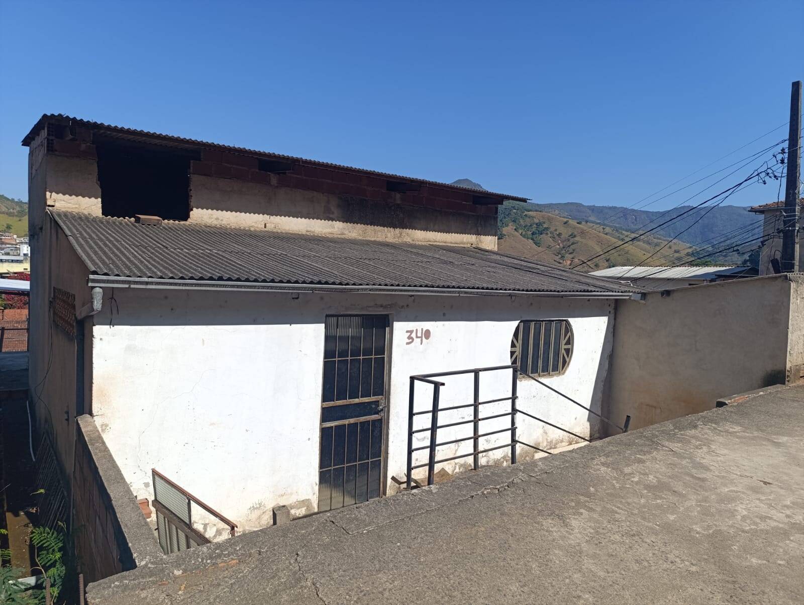 Casa à venda com 3 quartos, 120m² - Foto 3