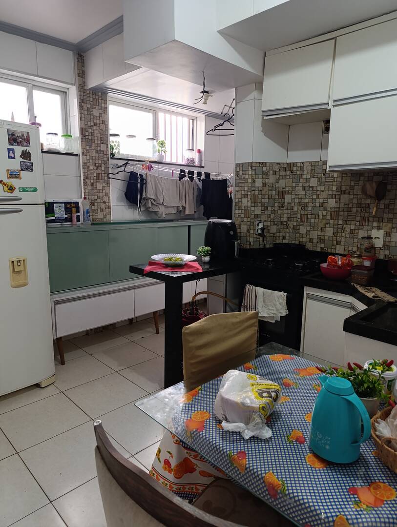 Apartamento à venda com 3 quartos - Foto 2