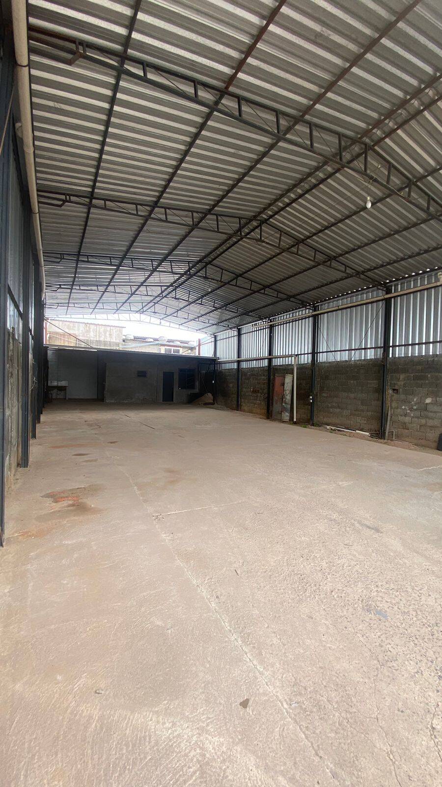 Depósito-Galpão, 270 m² - Foto 1