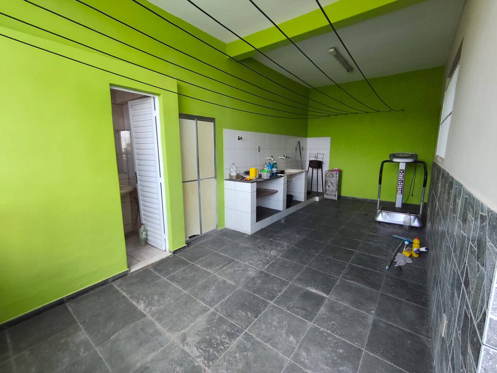 Casa à venda e aluguel com 3 quartos, 250m² - Foto 12