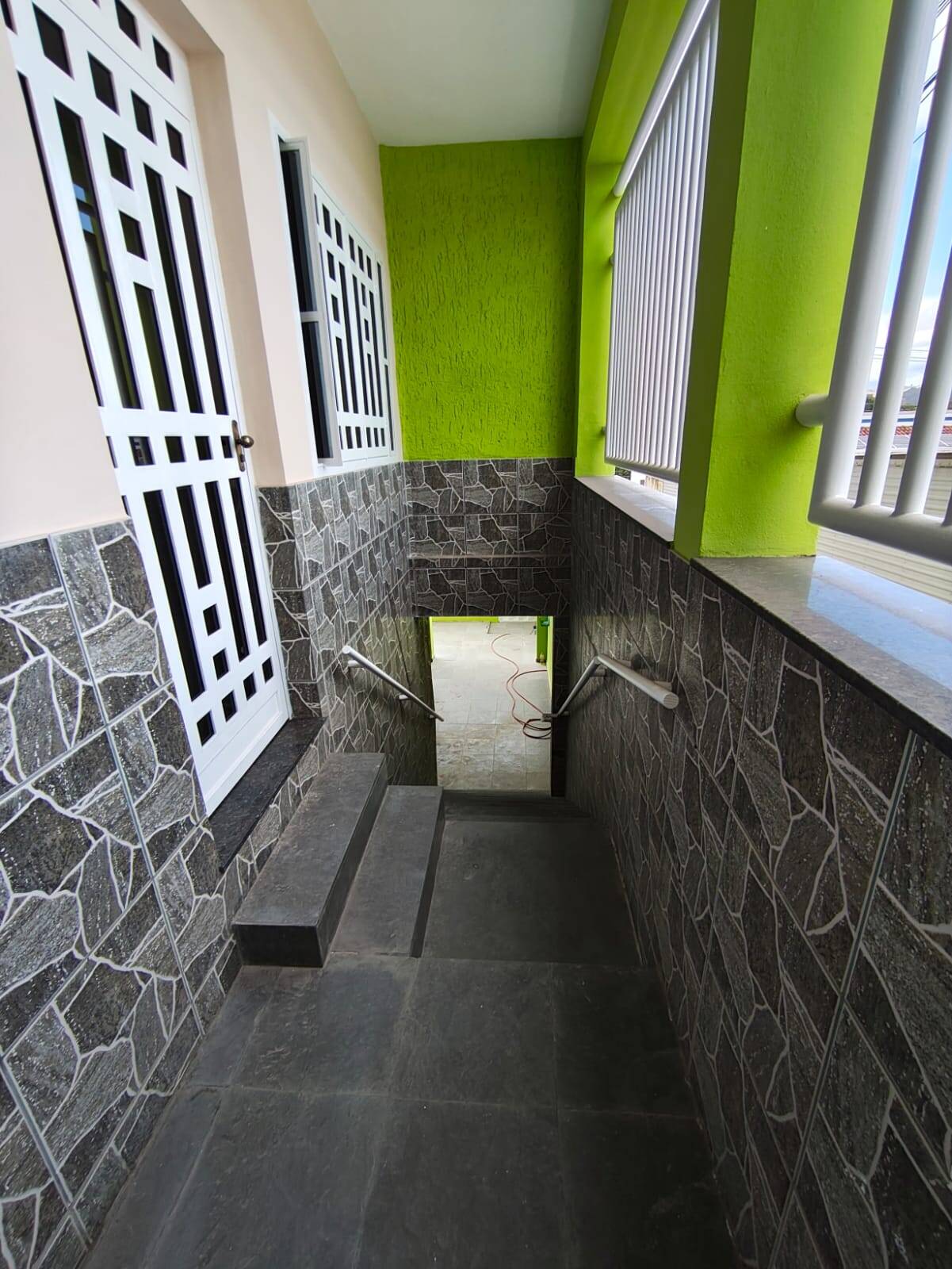 Casa à venda e aluguel com 3 quartos, 250m² - Foto 5