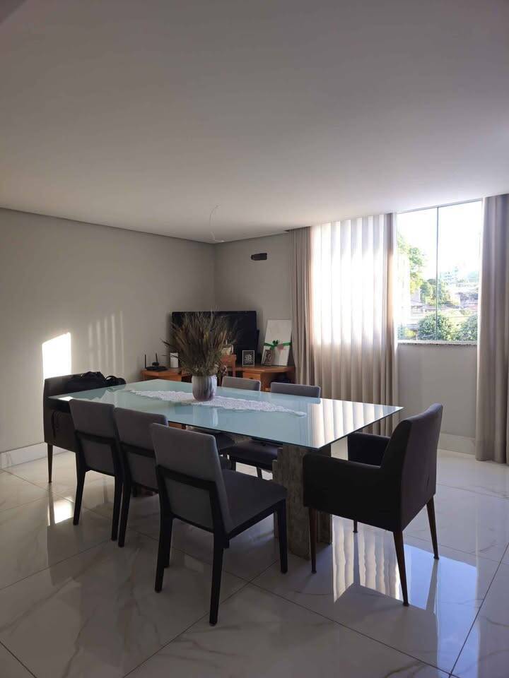 Casa, 3 quartos, 250 m² - Foto 9