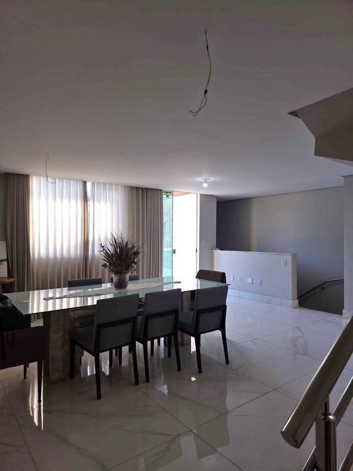Casa, 3 quartos, 250 m² - Foto 20