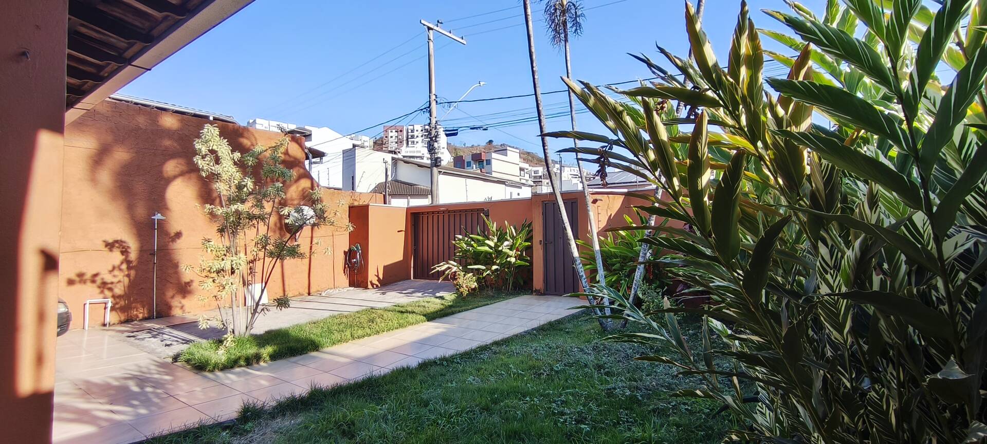 Casa, 2 quartos, 308 m² - Foto 1