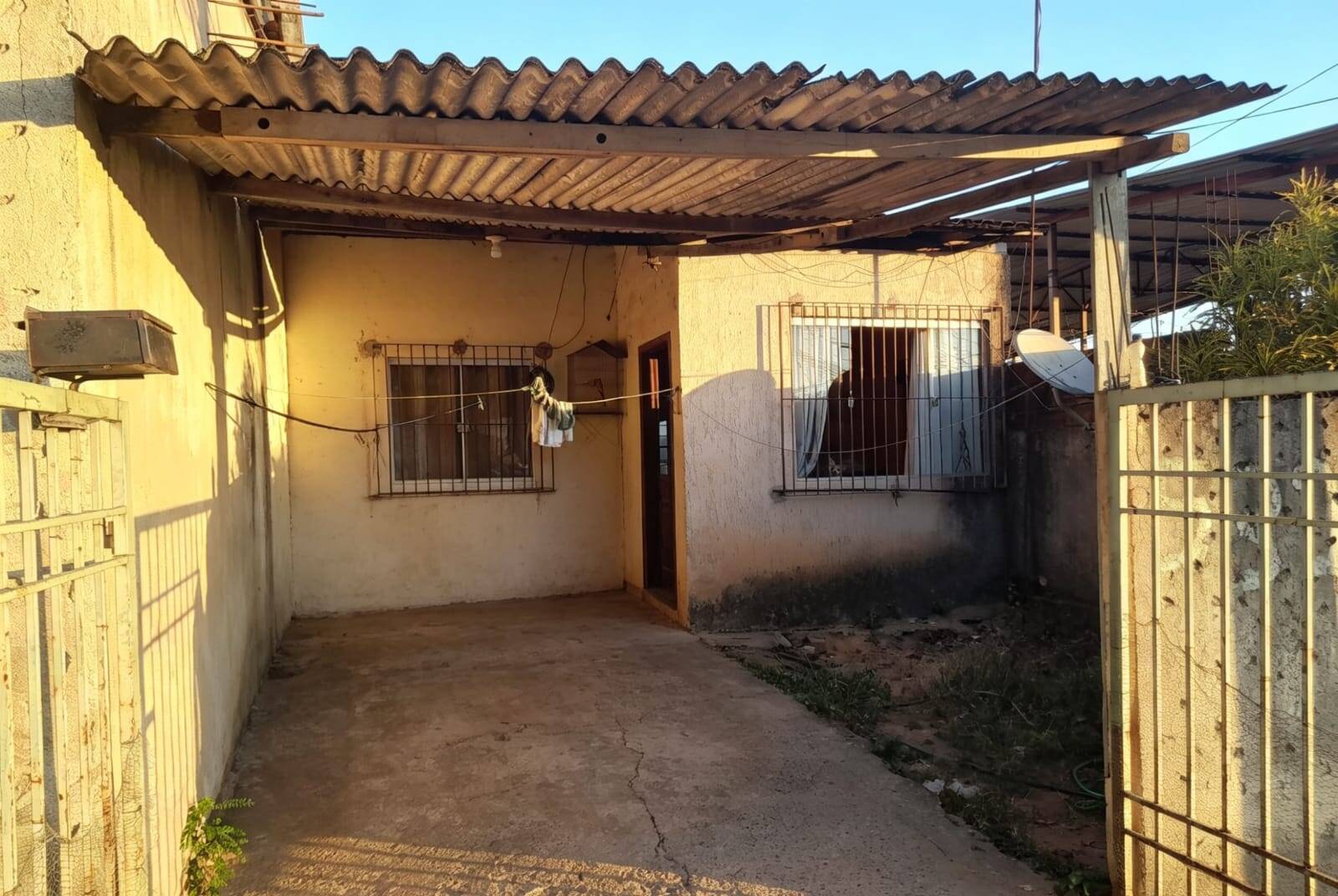 Casa, 2 quartos, 180 m² - Foto 2