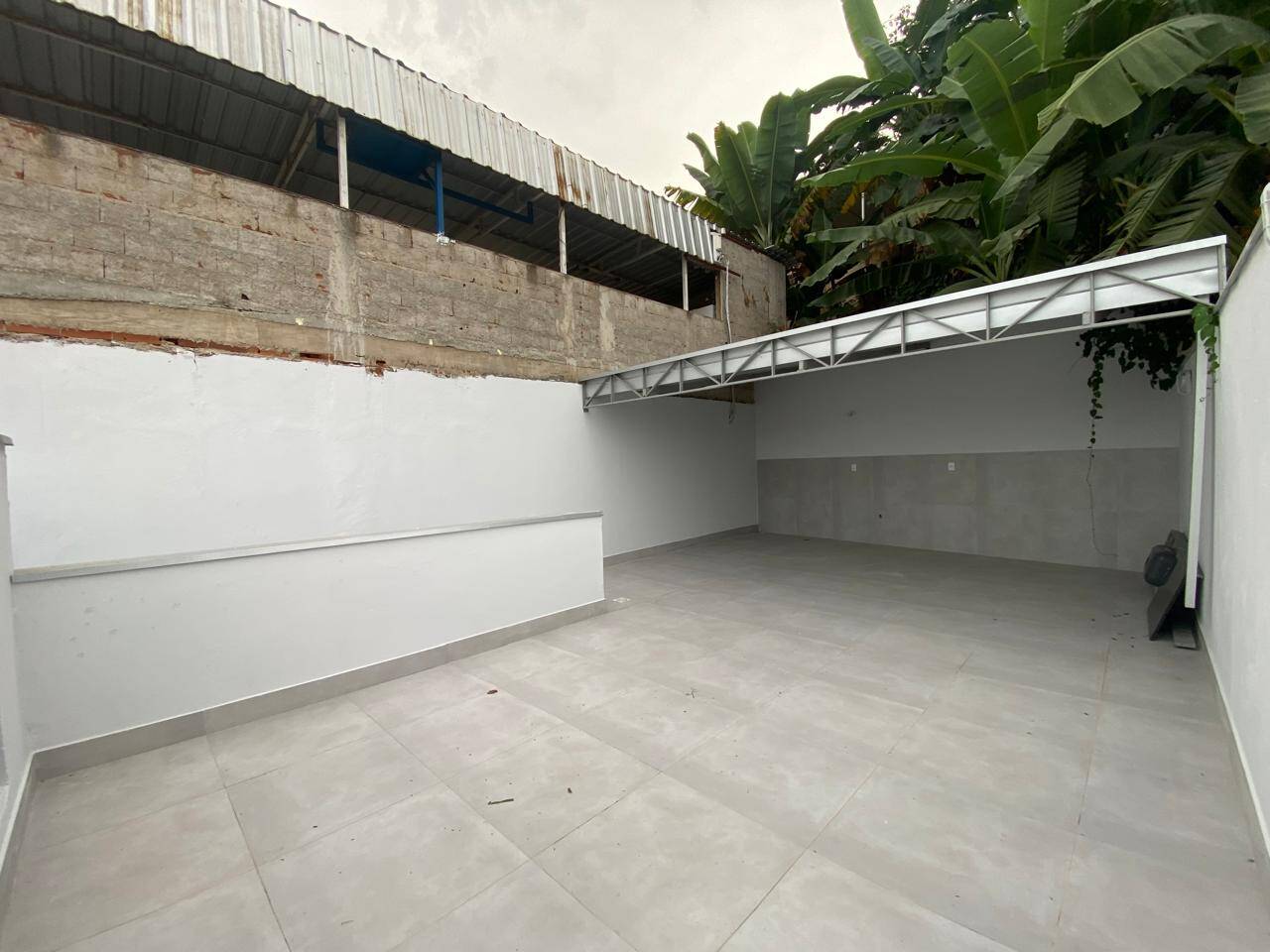 Casa nova para locação no bairro São Domingos