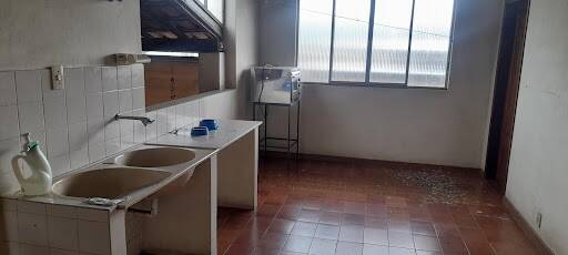 Casa à venda com 3 quartos, 300m² - Foto 7