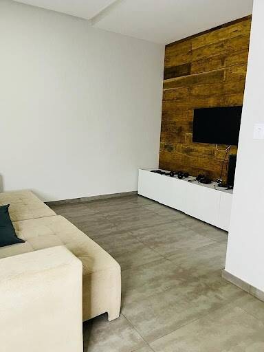 Casa à venda com 2 quartos, 450m² - Foto 9