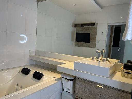 Casa à venda com 2 quartos, 450m² - Foto 13