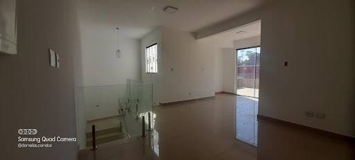 Cobertura à venda com 4 quartos, 233m² - Foto 2