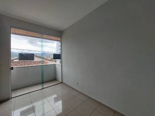 Apartamento à venda com 3 quartos, 86m² - Foto 4