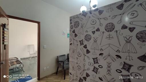 Casa à venda com 6 quartos, 720m² - Foto 7