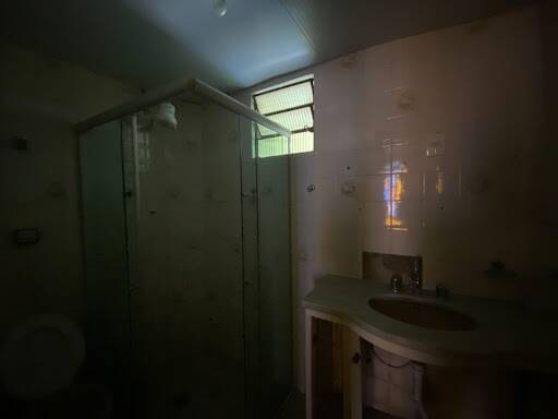 Casa à venda com 6 quartos, 204m² - Foto 11