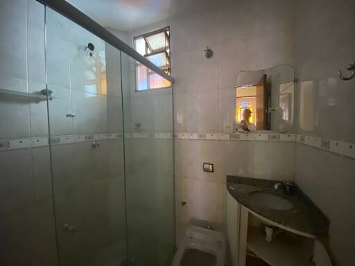 Casa à venda com 6 quartos, 204m² - Foto 21