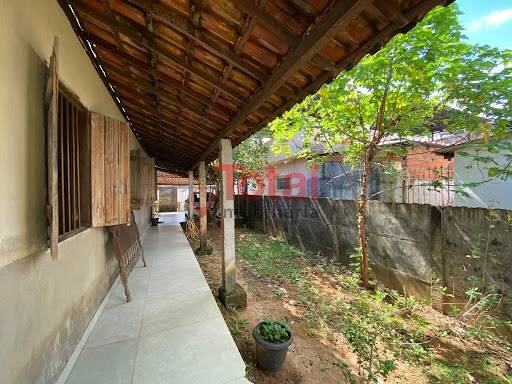 Casa à venda com 3 quartos, 360m² - Foto 7