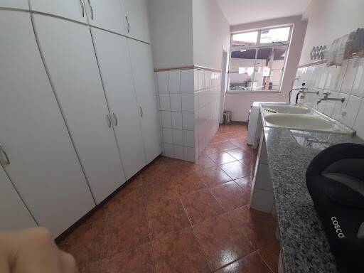 Casa à venda com 4 quartos, 325m² - Foto 3