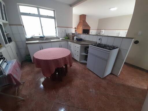 Casa à venda com 4 quartos, 325m² - Foto 7