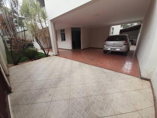 Casa à venda com 4 quartos, 325m² - Foto 13