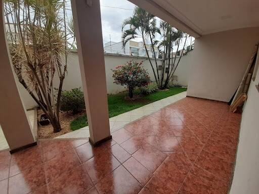 Casa à venda com 4 quartos, 325m² - Foto 15