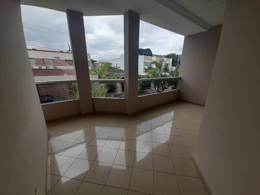 Casa à venda com 4 quartos, 325m² - Foto 21