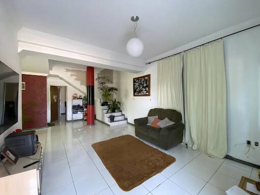 Casa à venda com 5 quartos, 300m² - Foto 6