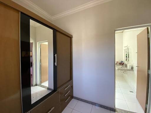 Casa à venda com 5 quartos, 300m² - Foto 16