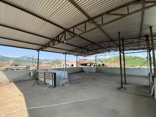Casa à venda com 5 quartos, 300m² - Foto 24