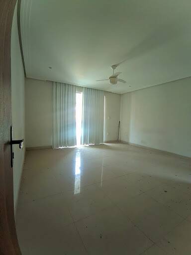 Casa à venda com 4 quartos, 110m² - Foto 4