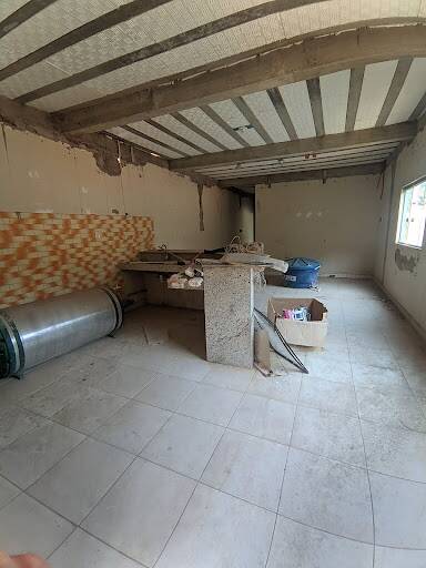 Casa à venda com 4 quartos, 110m² - Foto 11