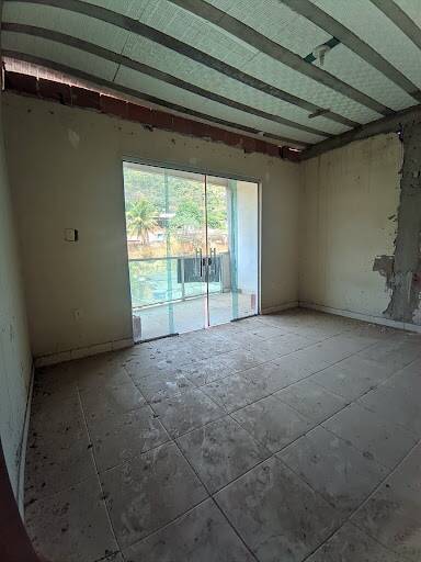 Casa à venda com 4 quartos, 110m² - Foto 26