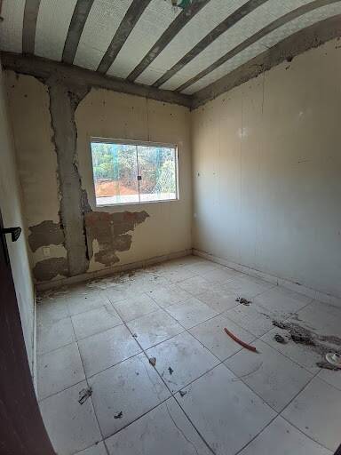Casa à venda com 4 quartos, 110m² - Foto 27