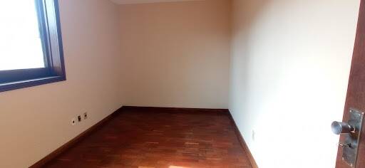 Casa à venda com 6 quartos, 540m² - Foto 25