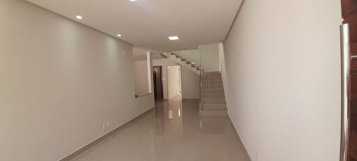 Casa à venda com 3 quartos, 205m² - Foto 9