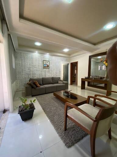 Casa à venda com 6 quartos, 230m² - Foto 11