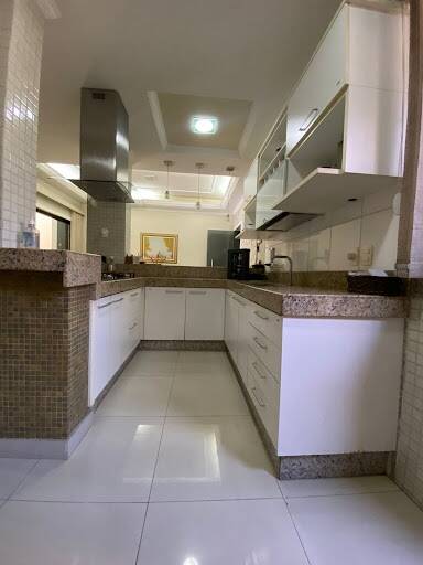 Casa à venda com 6 quartos, 230m² - Foto 24