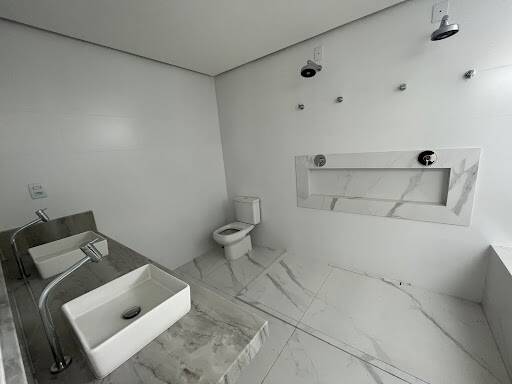 Apartamento à venda com 3 quartos, 181m² - Foto 12