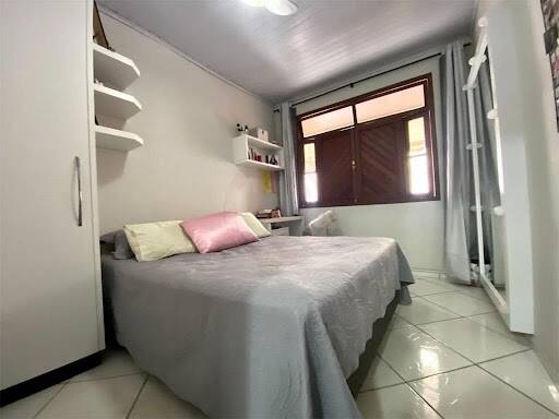 Casa, 3 quartos, 246 m² - Foto 4