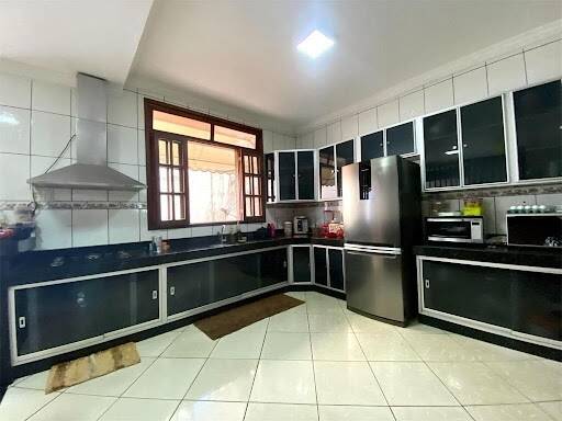 Casa, 3 quartos, 246 m² - Foto 14