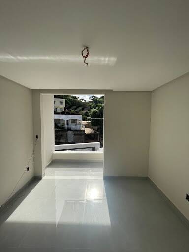 Casa à venda com 3 quartos, 200m² - Foto 8